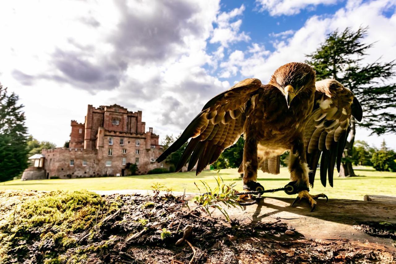 Dalhousie Castle Hotel Bonnyrigg Екстериор снимка