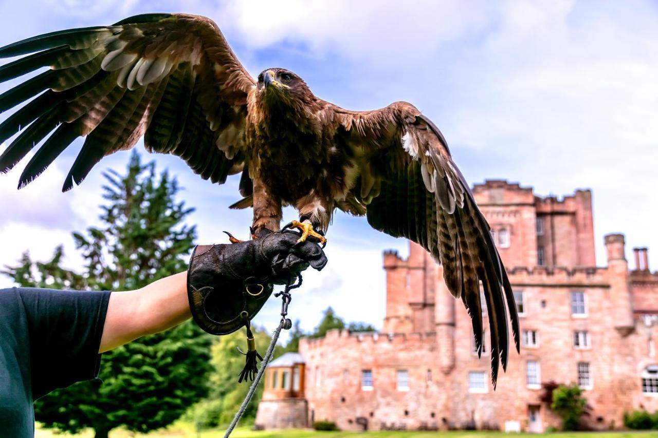 Dalhousie Castle Hotel Bonnyrigg Екстериор снимка