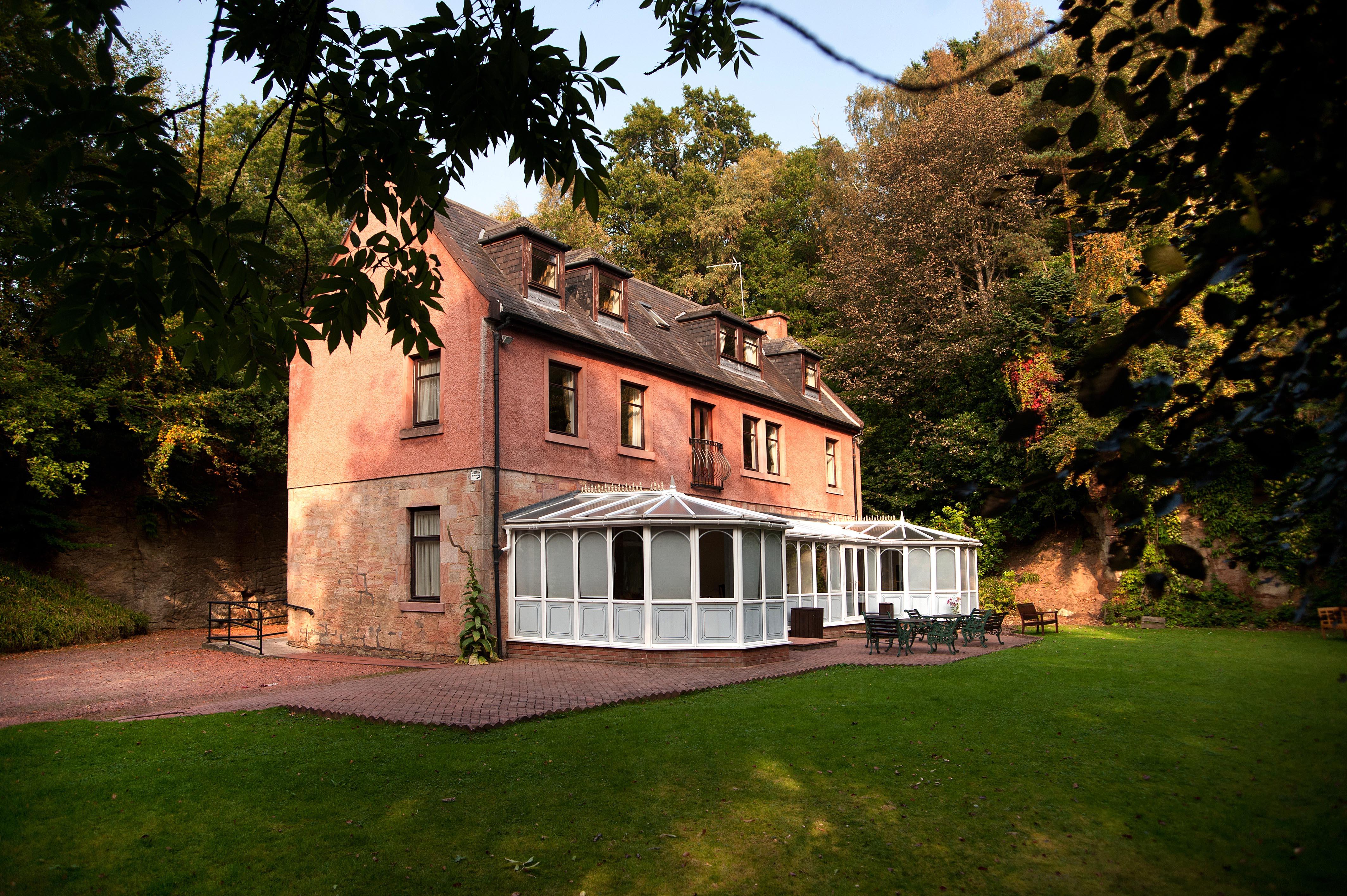 Dalhousie Castle Hotel Bonnyrigg Екстериор снимка