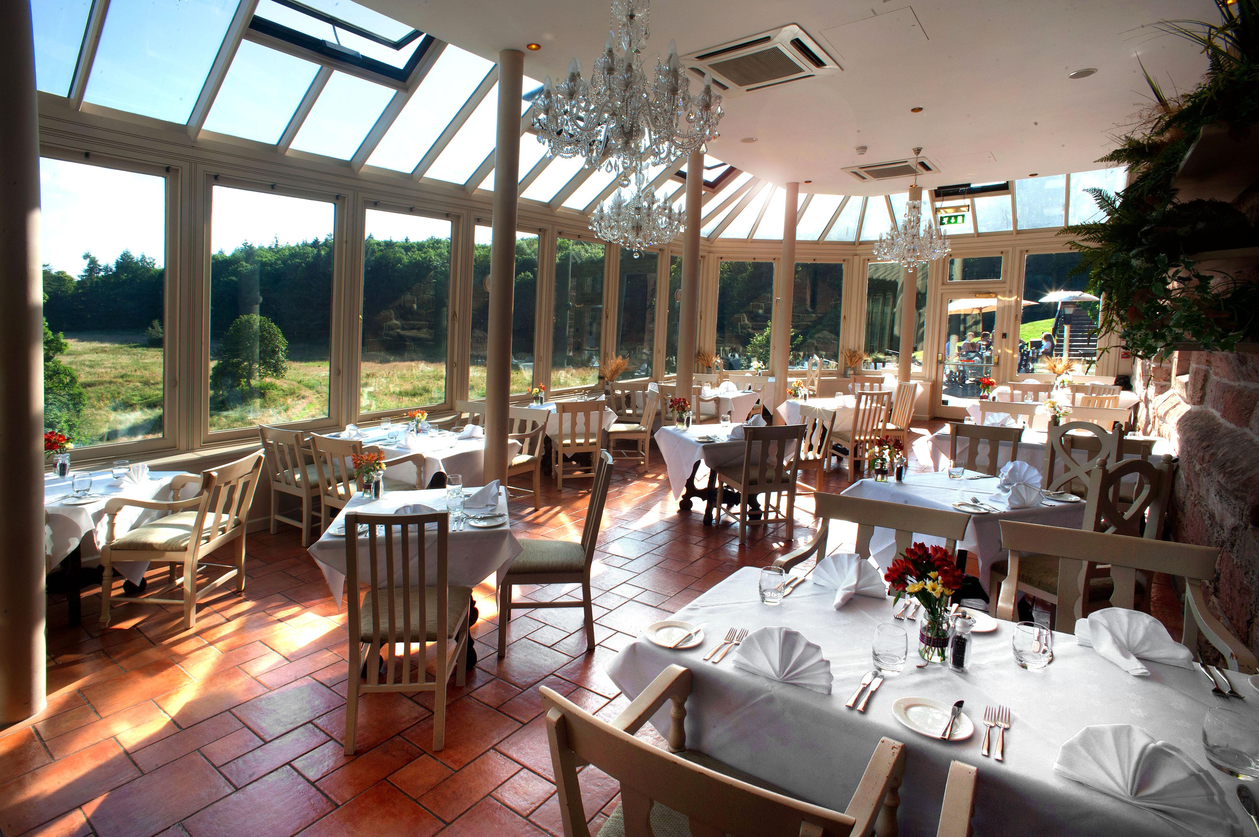 Dalhousie Castle Hotel Bonnyrigg Екстериор снимка